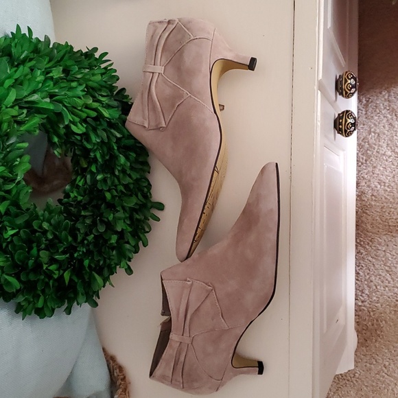 Bella-Vita Suede Leather Ankle Bootie - Picture 2 of 9